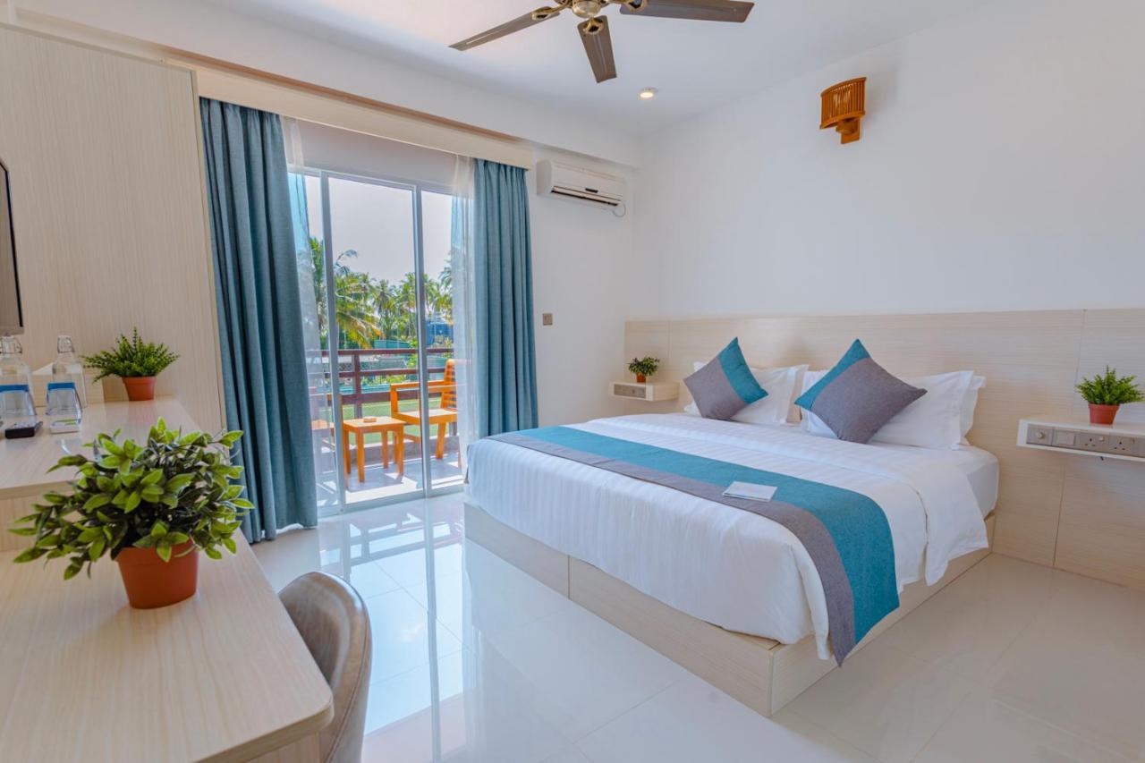 Hotel Dhiguveli Breeze Dhigurah  Exterior foto